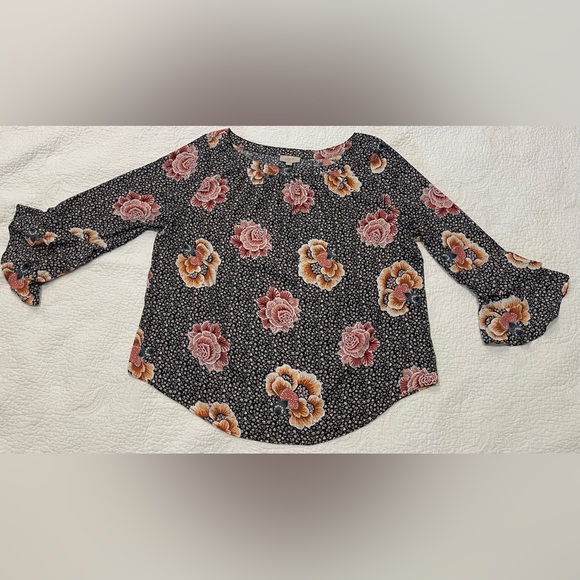 LOFT Tops - LOFT size XL floral blouse